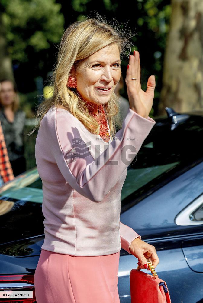 Queen Maxima Visits Strong Neighborhood Connectors In Roermond