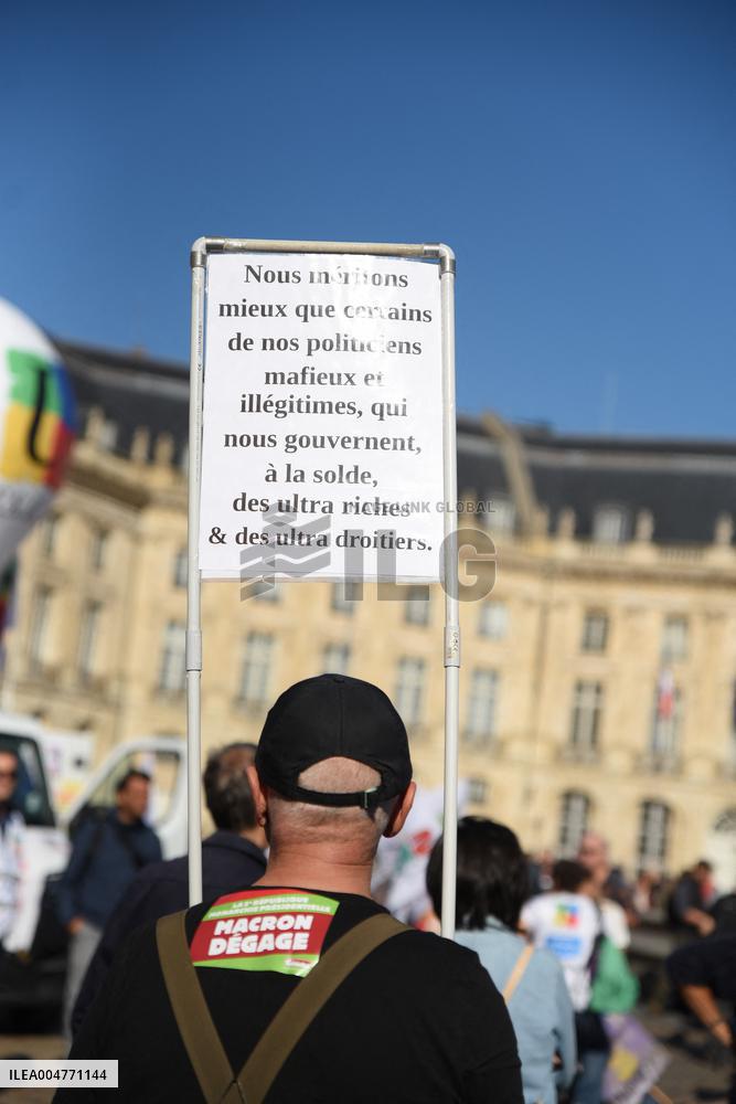 Demonstration and strike at Place de la Bourse in Bordeaux