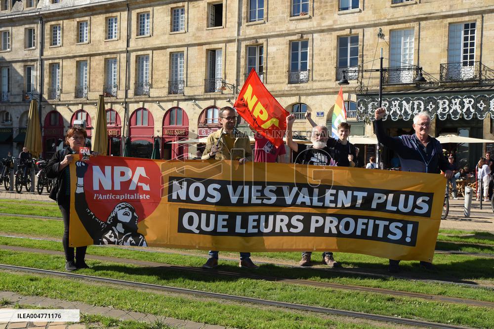Demonstration and strike at Place de la Bourse in Bordeaux