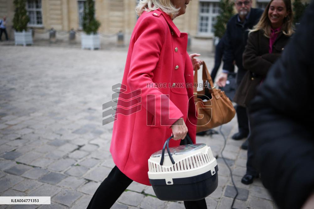 Marine Le Pen Meets PM Lecornu - Paris
