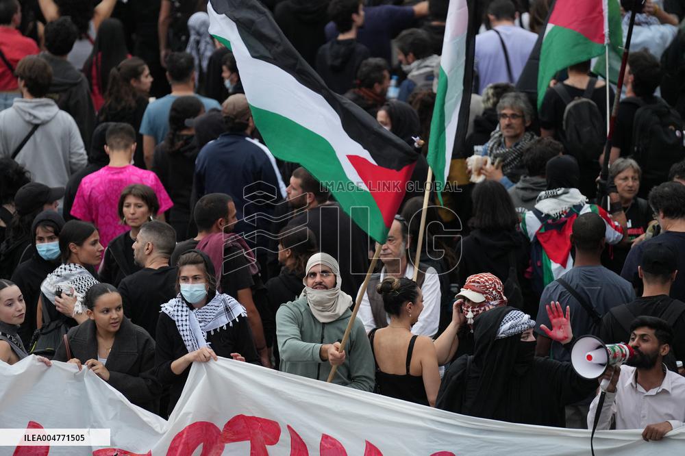 Rally In Barcelona Supports Global Sumud Flotilla - Spain