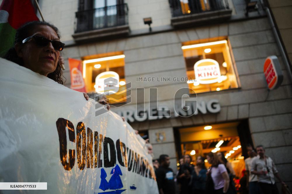 Rally In Barcelona Supports Global Sumud Flotilla - Spain