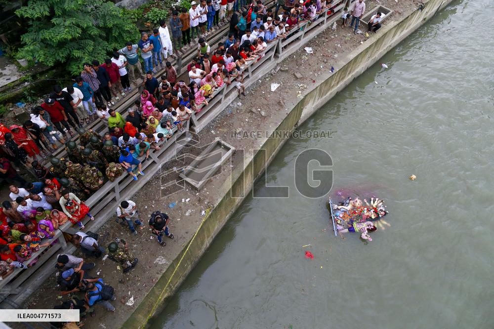Durga Puja Festival Ends with Immersion of Idols - India