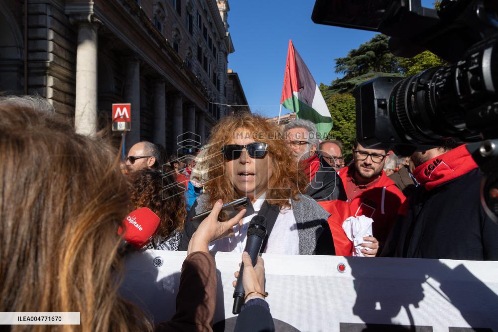 General Strike March for the Global Sumud Flotilla and for Gaza - Italy