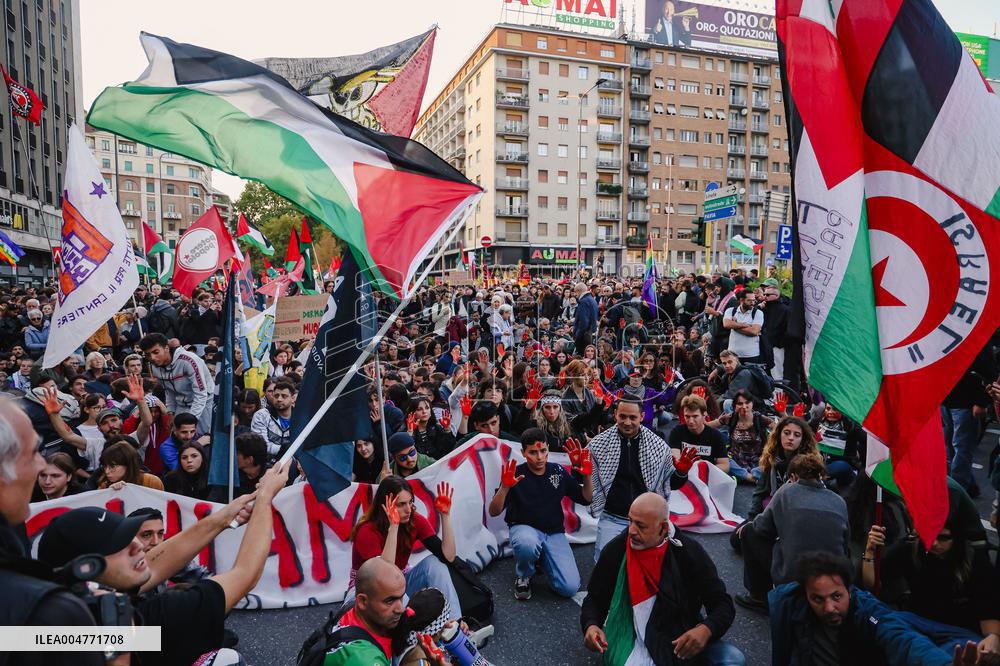 General Strike March for the Global Sumud Flotilla and for Gaza - Italy
