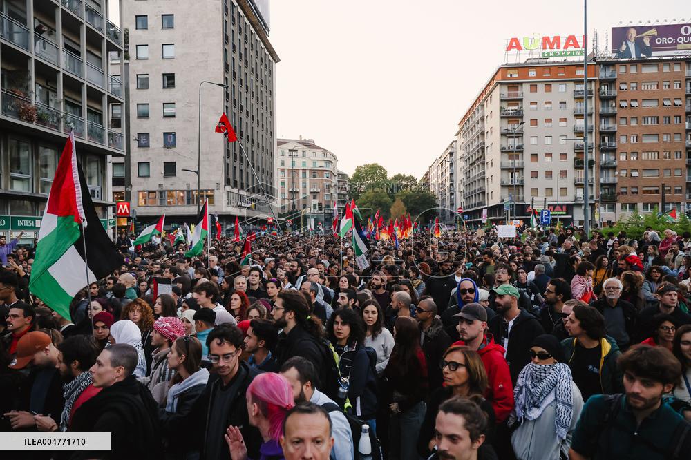 General Strike March for the Global Sumud Flotilla and for Gaza - Italy
