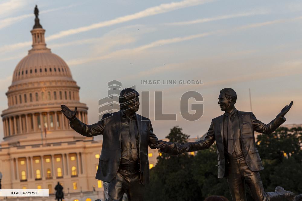 Donald Trump and Jeffrey Epstein Holding Hands Statue Reinstalled - Washington