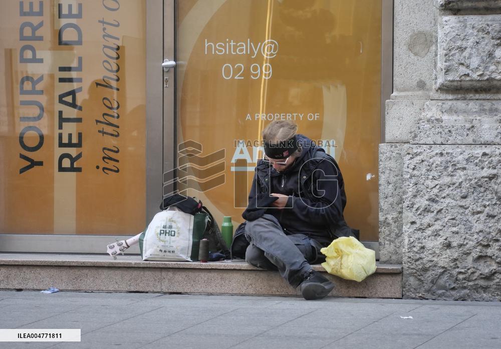 Nearly 10% In Absolute Poverty In Milan - Italy