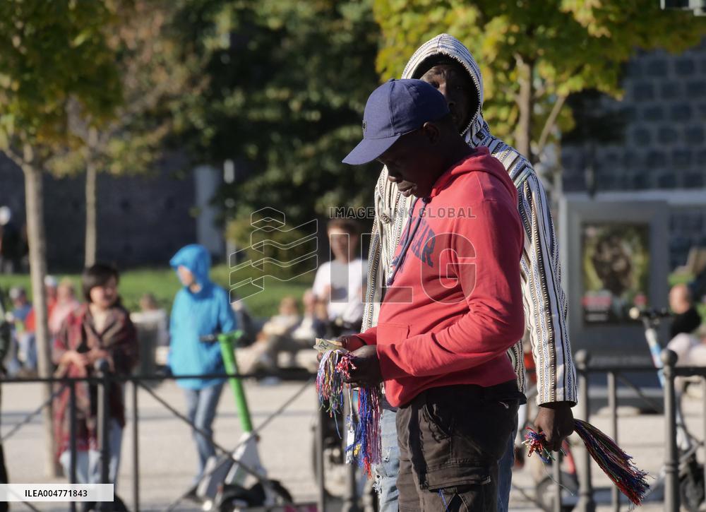 Nearly 10% In Absolute Poverty In Milan - Italy