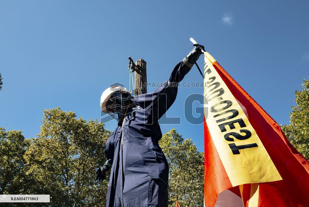 Inter-Union Mobilization in Toulouse - France
