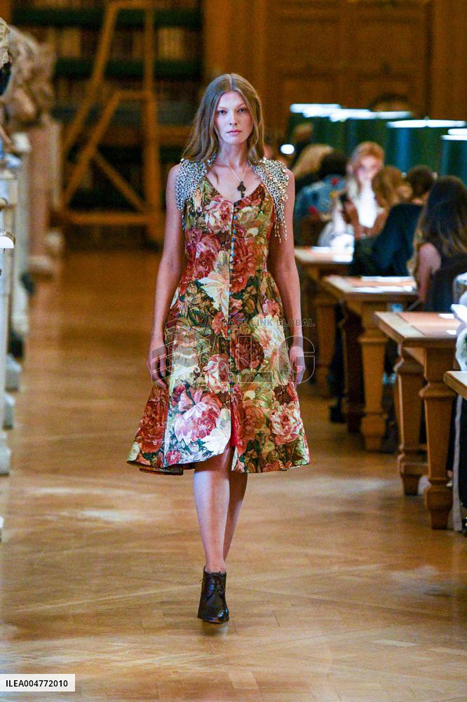 PFW - Wild Rose & Sparrow