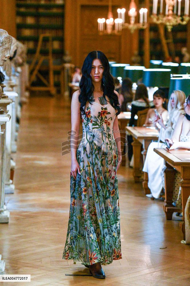 PFW - Wild Rose & Sparrow