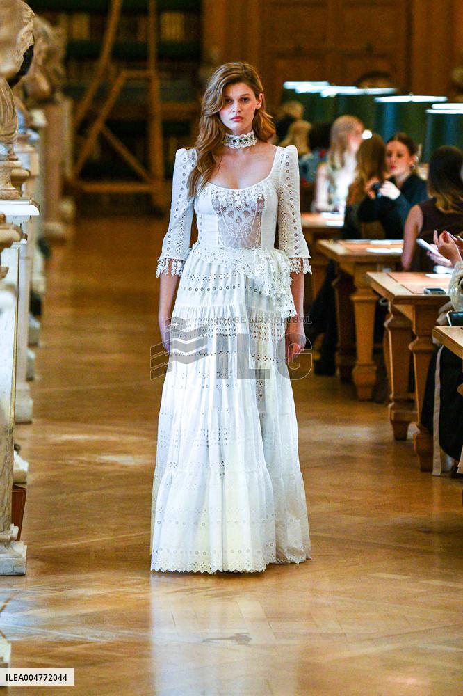 PFW - Wild Rose & Sparrow