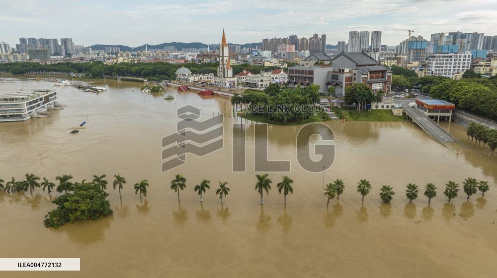 Typhoon Bualoi Hit Nanning