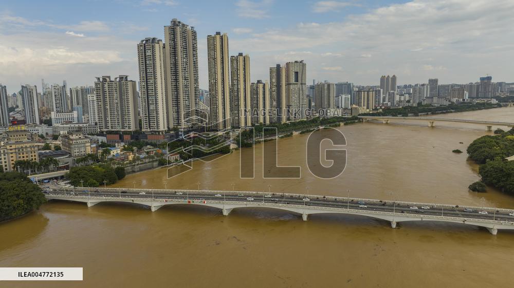 Typhoon Bualoi Hit Nanning