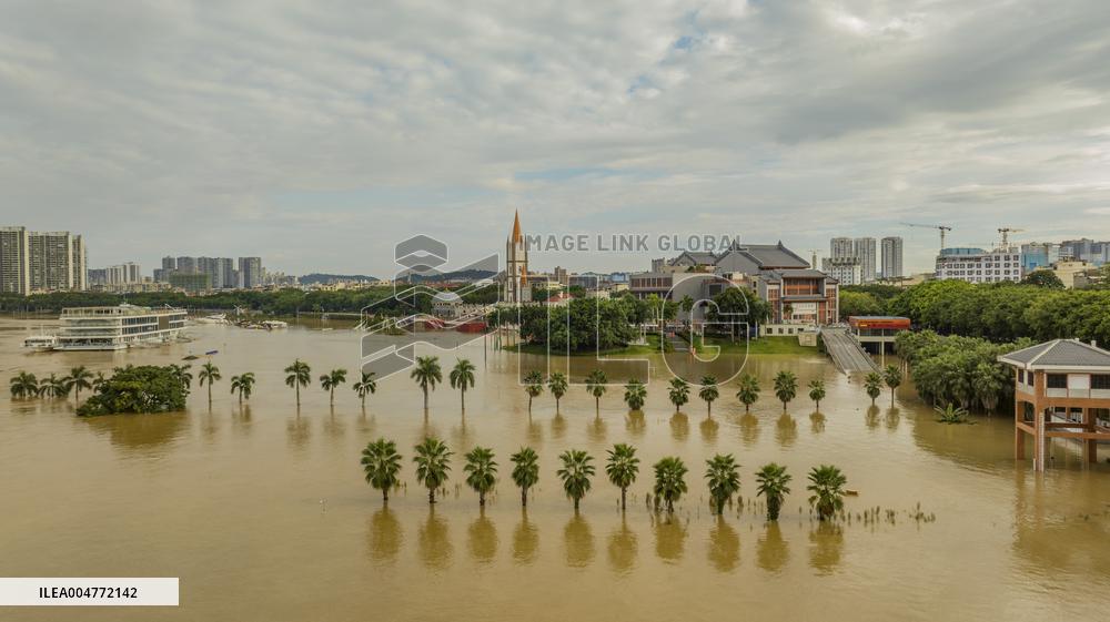 Typhoon Bualoi Hit Nanning