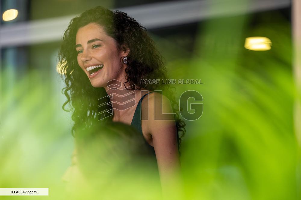 Carlos Sainz And Girlfriend Rebecca Donaldson At Singapore Grand Prix