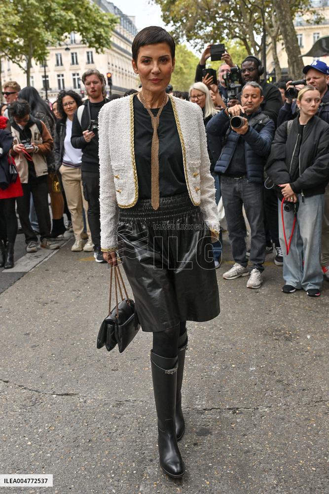 PFW Giambattista Valli Outside Arrivals