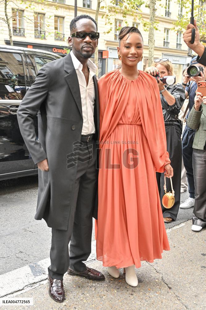 PFW Giambattista Valli Outside Arrivals