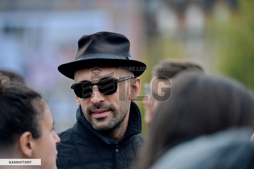 Inauguration of The Place Du Pont Neuf Christo and Jeanne Claude - Paris