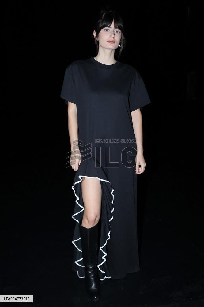 PFW - Vaillant Front Row