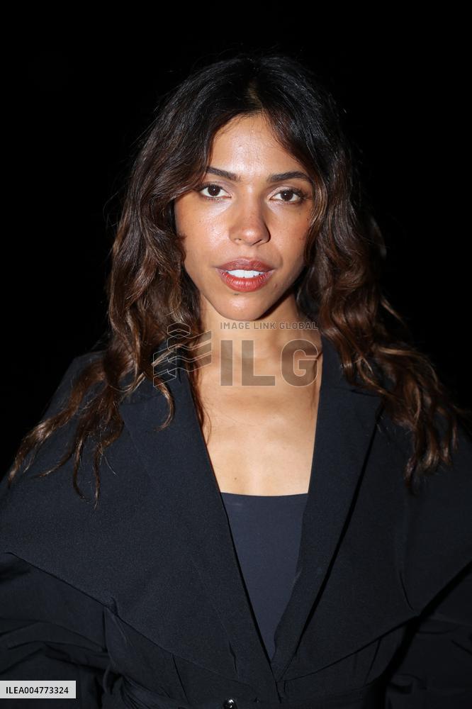 PFW - Vaillant Front Row