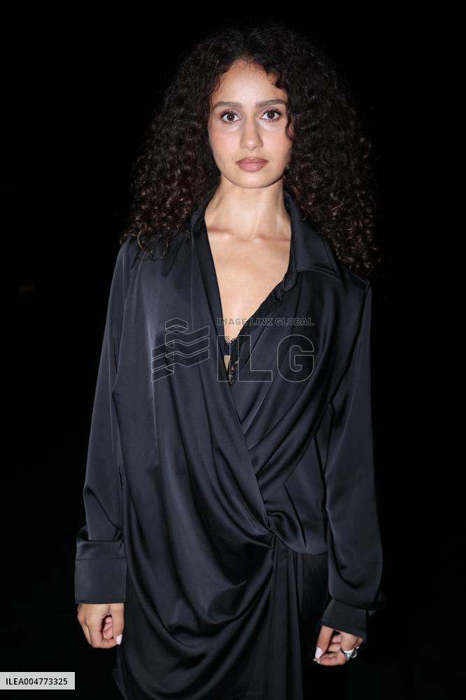 PFW - Vaillant Front Row