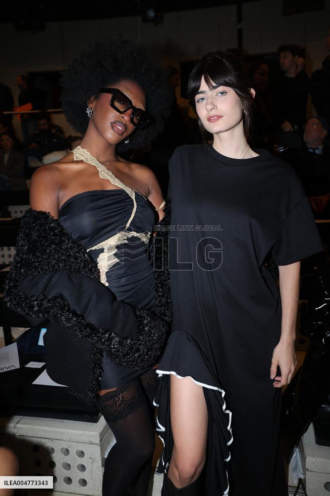 PFW - Vaillant Front Row