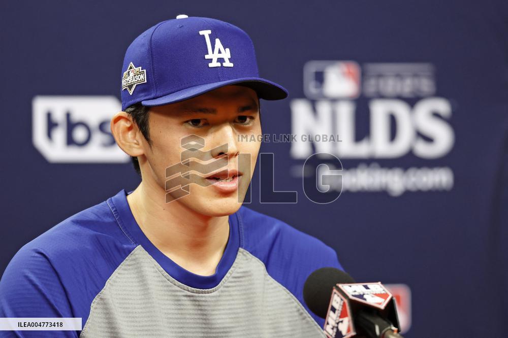 Baseball: Division Series between Dodgers and Phillies