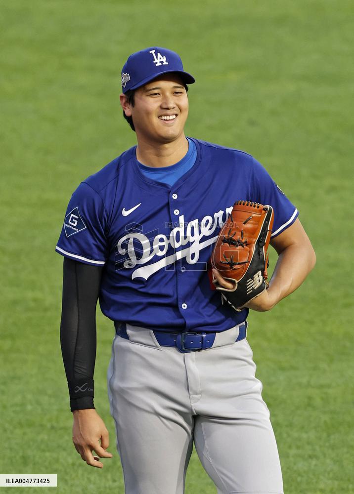 Baseball: Division Series between Dodgers and Phillies