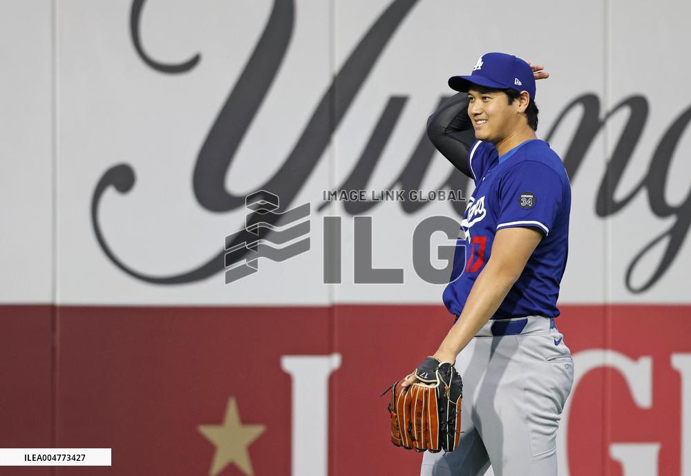 Baseball: Division Series between Dodgers and Phillies