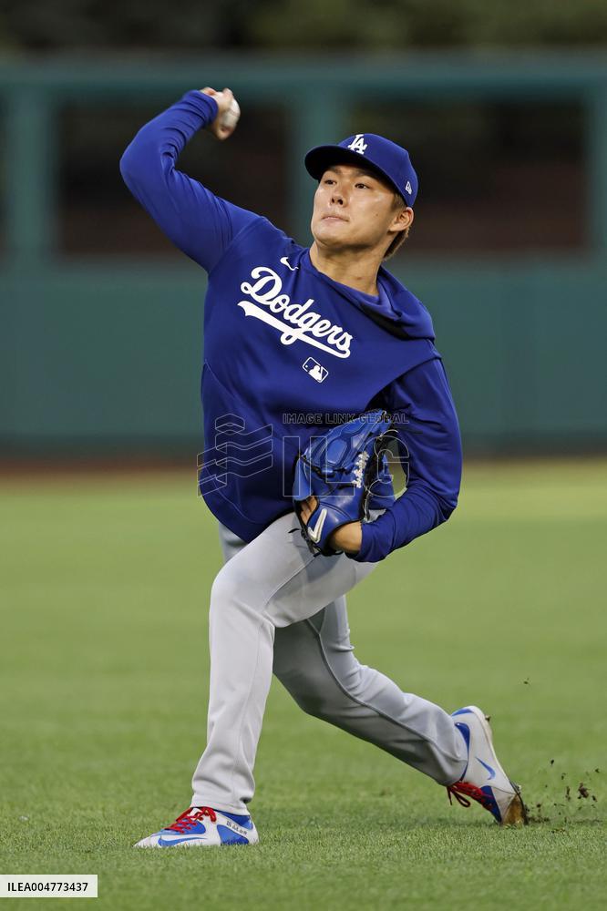 Baseball: Division Series between Dodgers and Phillies