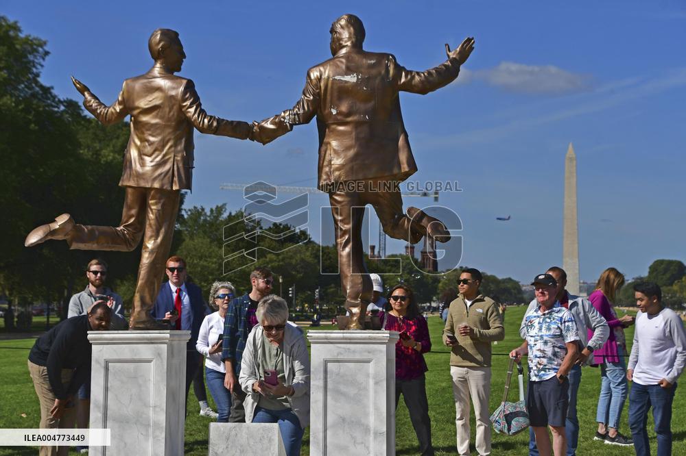 Trump-Epstein statue erected again in Washington