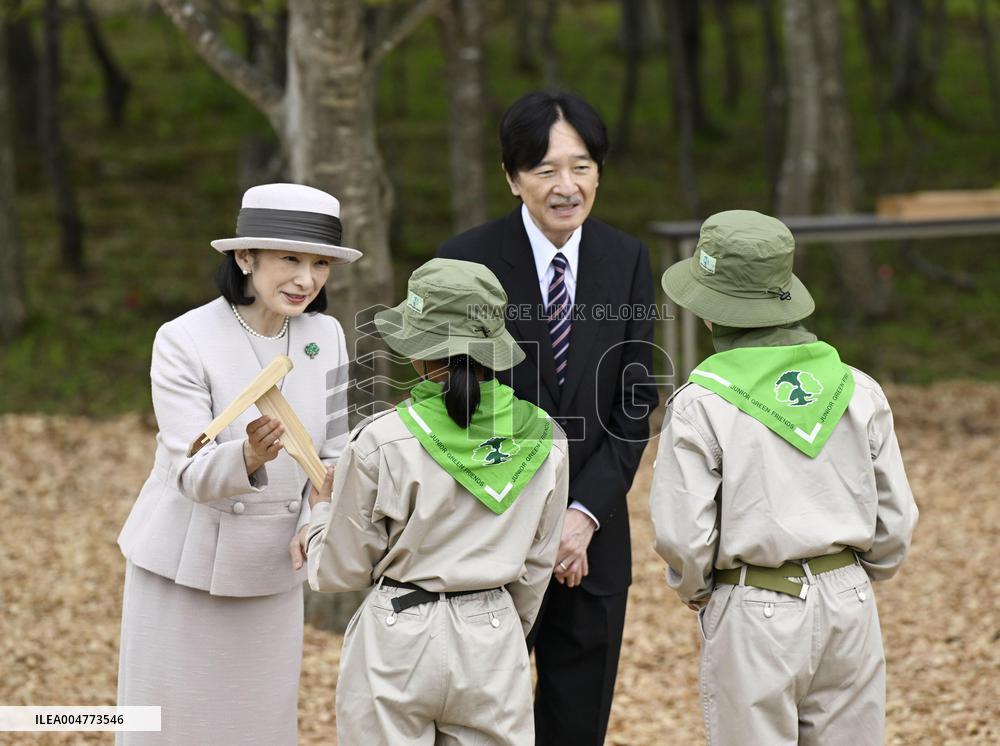 Crown prince visits greenery festival in Miyagi Pref.