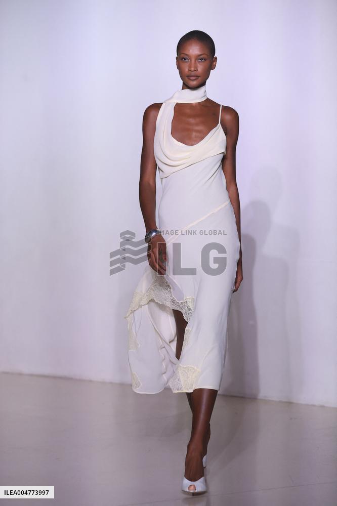 PFW - Vaillant Runway