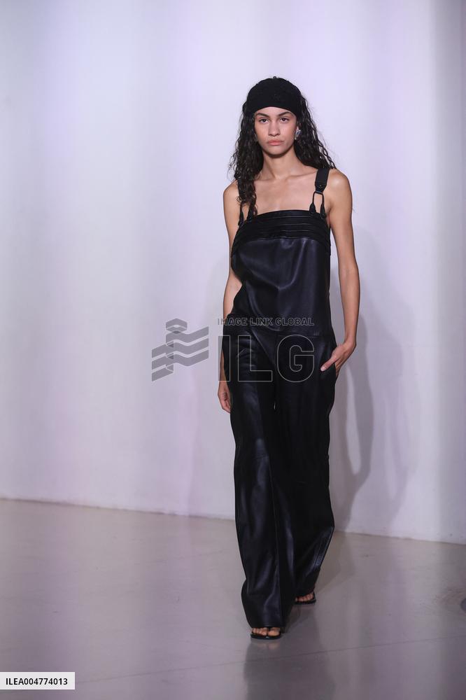 PFW - Vaillant Runway