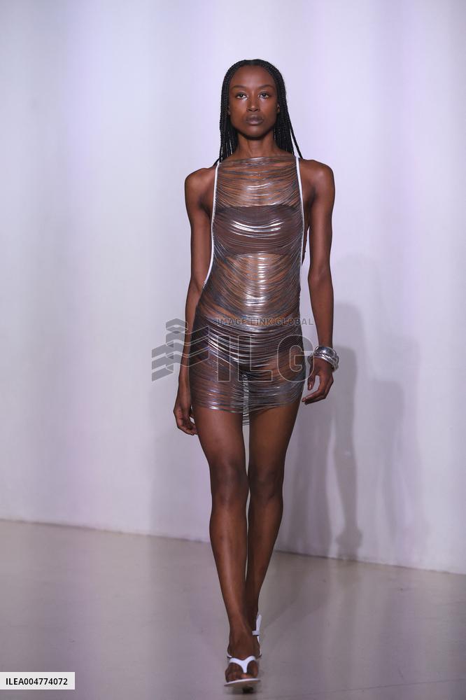 PFW - Vaillant Runway