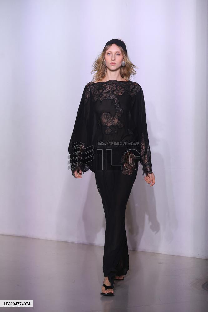 PFW - Vaillant Runway