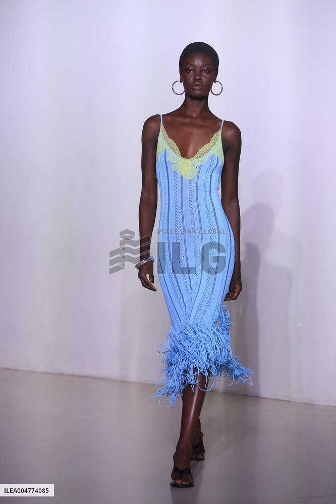 PFW - Vaillant Runway