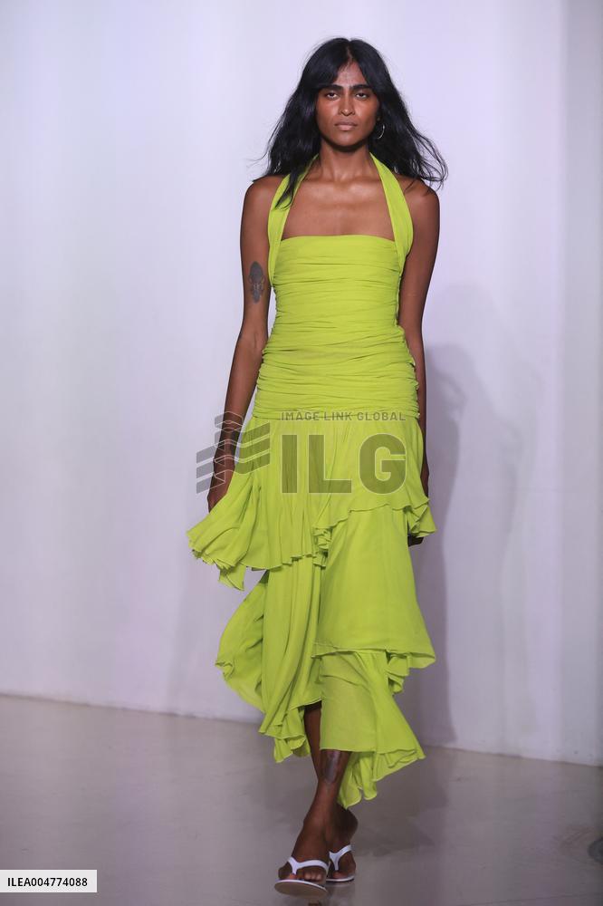 PFW - Vaillant Runway