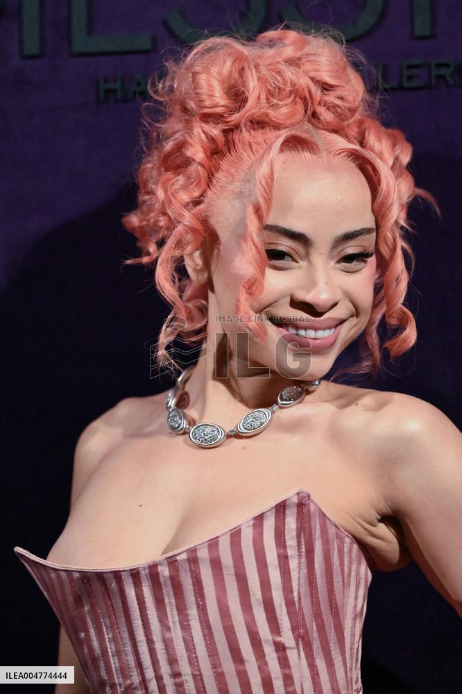 PFW Messika Front Row