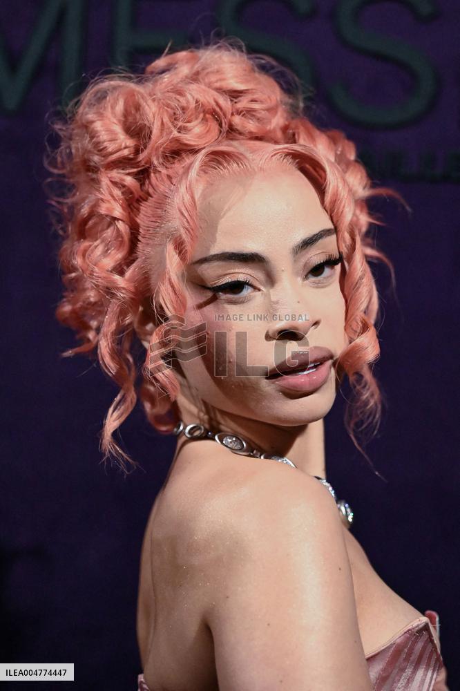 PFW Messika Front Row