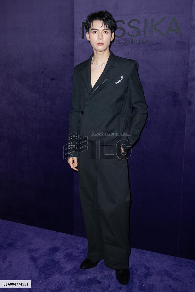 PFW Messika Front Row