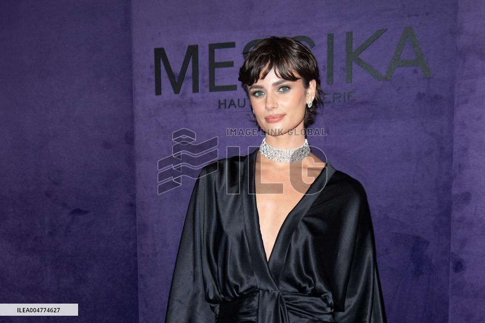 PFW Messika Front Row