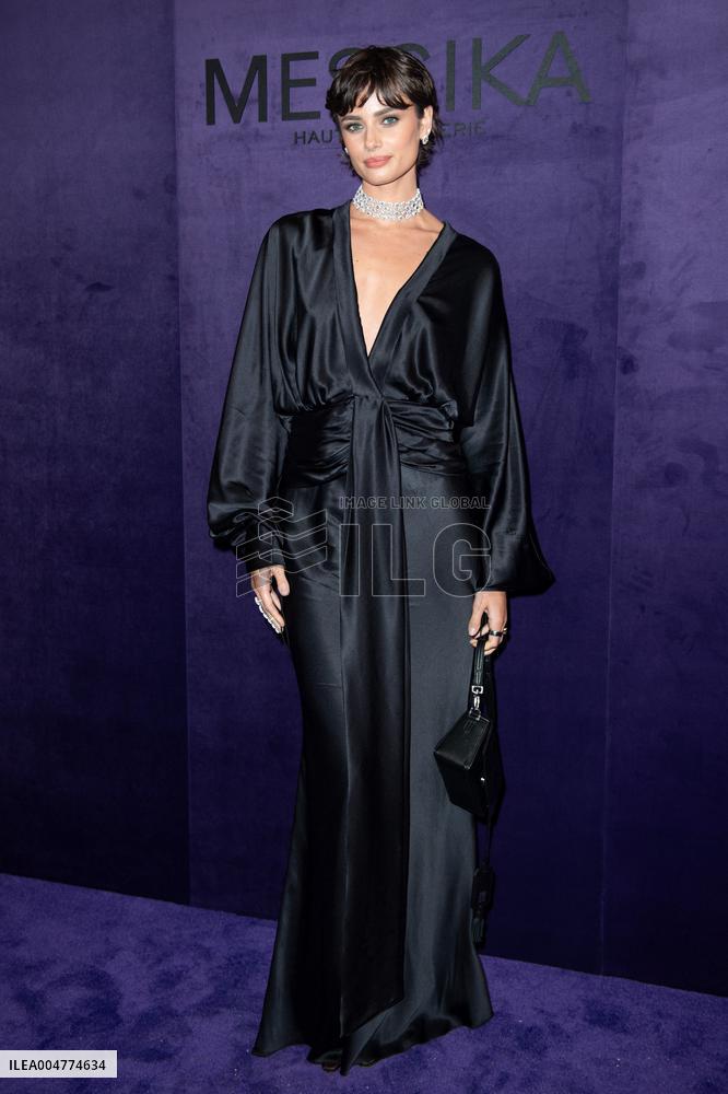 PFW Messika Front Row