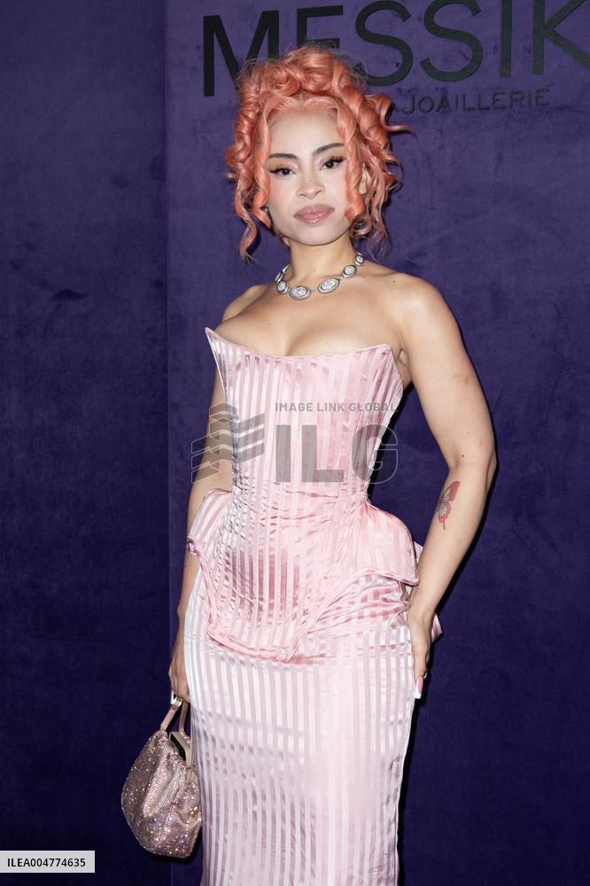 PFW Messika Front Row