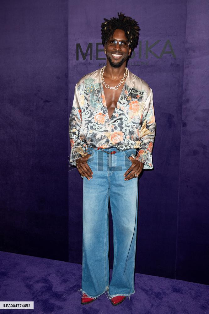 PFW Messika Front Row