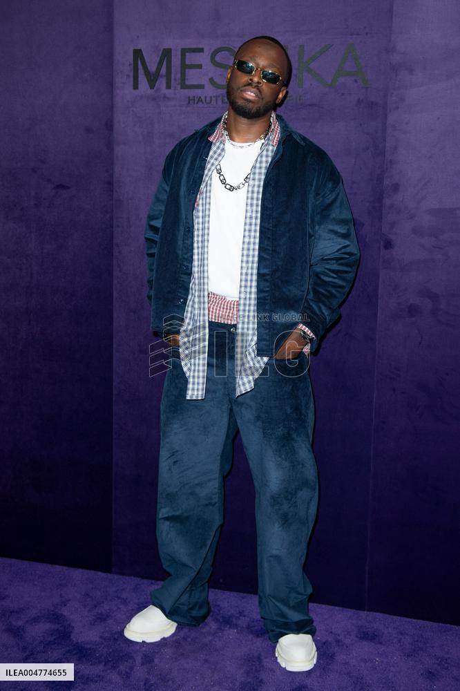 PFW Messika Front Row