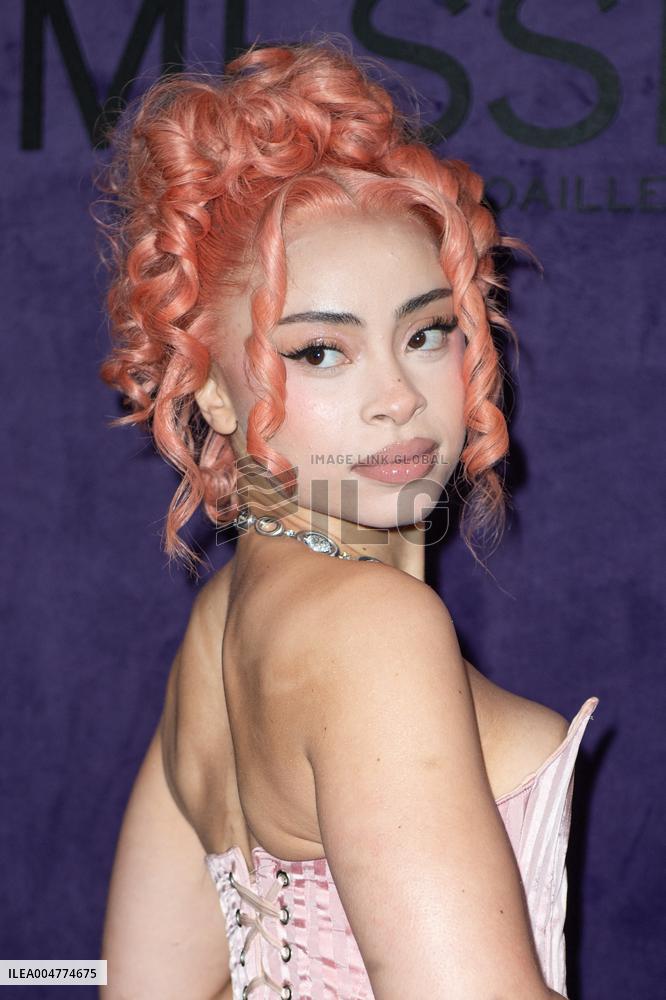 PFW Messika Front Row