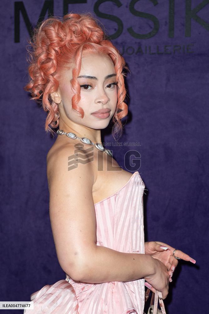 PFW Messika Front Row